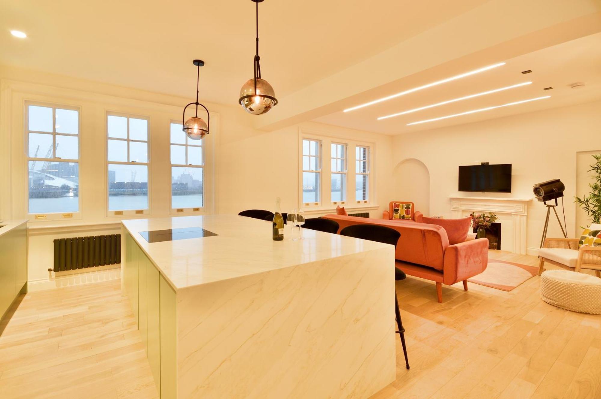Newly Refurbished W/ River Views Londyn Zewnętrze zdjęcie